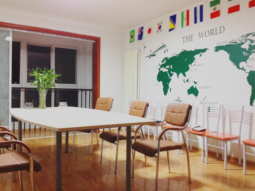 798 International Youth Hostel Цзинань Экстерьер фото